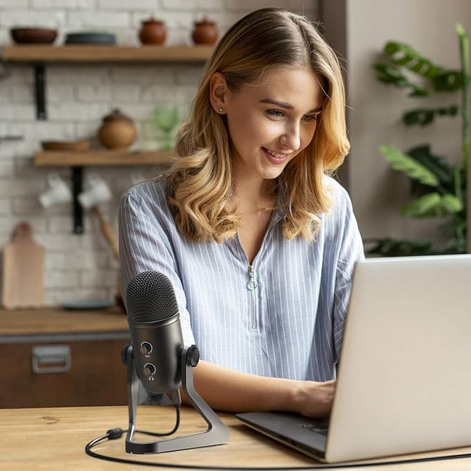 FIFINE USB Podcast Microphone for Recording Streaming, Condenser Computer Gaming Mic for PC Mac, Headphone Output&Volume Control, Mic Gain Control, Mute Button for Vocal, YouTube (K678)