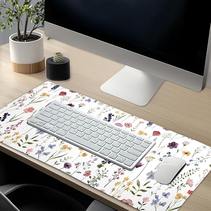Floral Desk Mat Large Extend Mouse Pad XL Beige Boho Desk Pad 31.5x11.8 Inch Cute Minimalist Flowers Mouse Pads Flowers Esthetics Computer Laptop Mouse Mat Non-Slip for Home Office Desktop Decor