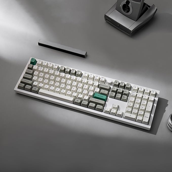 Keychron Q6 Max QMK/VIA Bluetooth Wireless /2.4 GHz/USB-C Wired Custom Mechanical Keyboard, Full Size Programmable Knob RGB Backlit Hot-Swappable Gateron Brown Switch for Mac Windows Linux - White