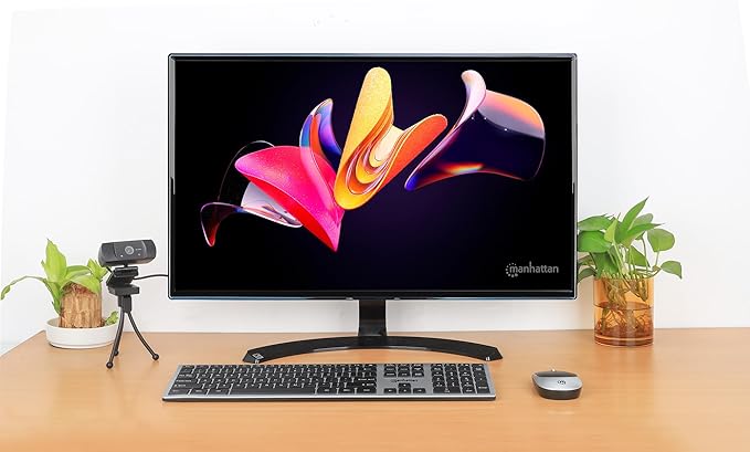 Manhattan Wireless USB Keyboard and Mouse Combo Set - Full-Size, Scissor Key Design, Quiet Typing, 1200 DPI Optical Mouse, Plug & Play Compatibility - 180788