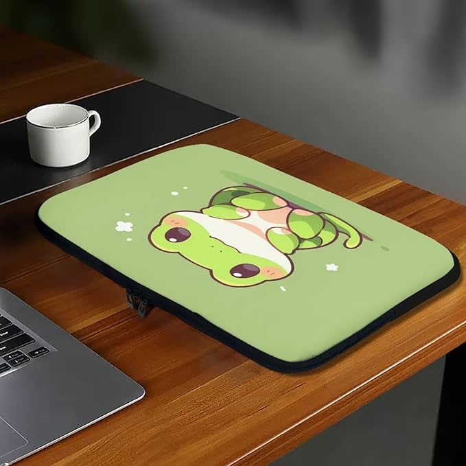 Cute Frog Laptop Sleeve for Women Teen Girls 17 inch Laptop Accessories with Versatile Uses Lap Top Case Portable Computer Sleeve Laptop Pouch Ideal Gifts for Holidays Green