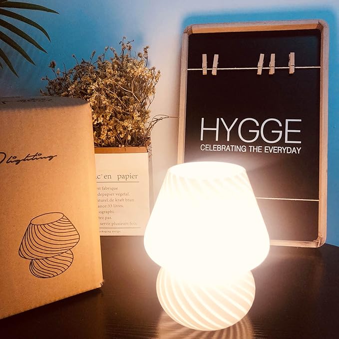 BSOD Mushroom Lamp,Vintage Glass Mushroom Bedside Table Lamps Yellow Murano Style Small Nightstand Desklamp Swirl Light for Home Decor, Dining, Living, Bedroom, Gift (Bright Yellow)