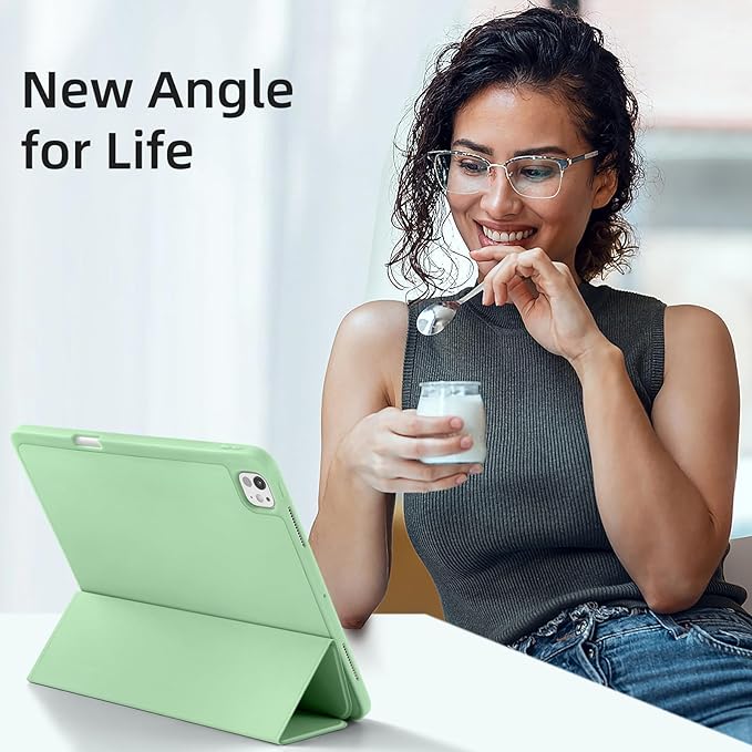 Akkerds Compatible with iPad Pro 13 Inch Case (M5/M4) 2025/2024, for iPad 13 Pro Case with Pencil Holder, Slim Trifold Stand Protective Cover with Soft TPU Back, Auto Wake/Sleep (Green)