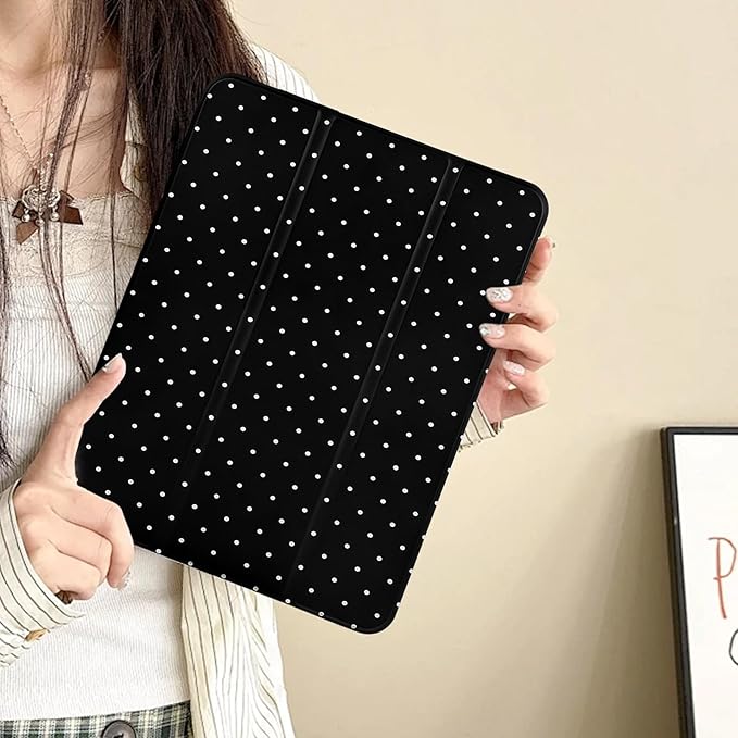 Lovmooful Compatible for iPad Pro 12.9-Inch 2022/2021/2020/2018 (6th/5th/4th/3rd Generation) Case with Pencil Holder Cute Polka Dot with Aesthetic Design Soft TPU Trifold Stand Protective-Black