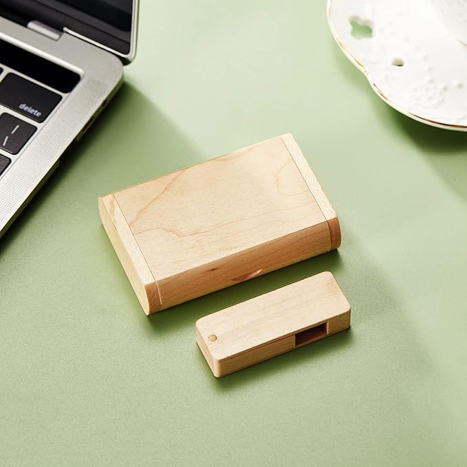USB Flash Drive, 8GB Wooden USB2.0 High Speed USB Thumb Drives Memory Stick Pen Date Storage Stick Pendrive (Maple Rotatable)