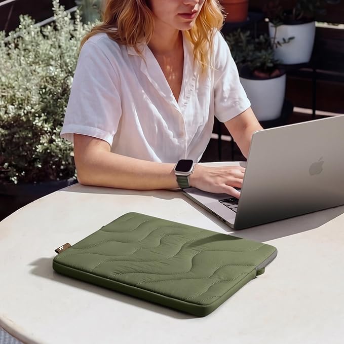 tomtoc 360 Protective Puffy Laptop Sleeve for 13-inch MacBook Air M5/A3449(2026)/M4/M3/M2 A3240 A3113, MacBook Neo A18 & MacBook Pro M2/M1, Quilted Soft Puffer Bag for 13-inch Surface Pro Copilot+PC