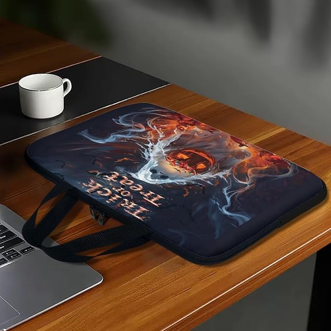 13 Inch Halloween Scary Ghost Laptop Sleeve, Protective Laptop Case Tote Bag for Halloween Decor, Computer Cover with Zipper Men Women Handbag Tablet Carrying Case for Business/School