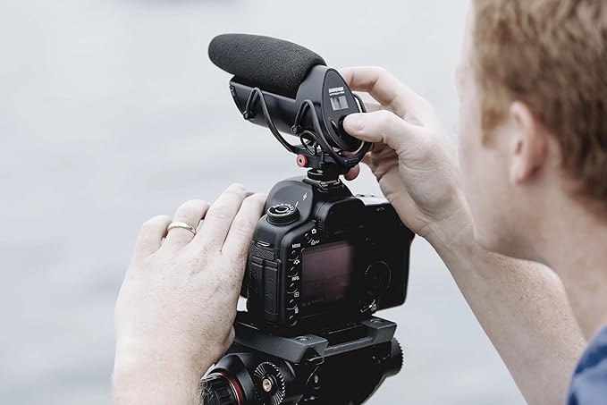 Shure VP83F LensHopper Camera-Mounted Condenser Shotgun Microphone with Integrated Digital Flash Recording - Windscreen, Superior RF Immunity, Backlit LCD, 5-Position Joystick, Rycote Lyre Shock Mount