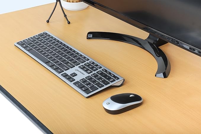 Manhattan Wireless USB Keyboard and Mouse Combo Set - Full-Size, Scissor Key Design, Quiet Typing, 1200 DPI Optical Mouse, Plug & Play Compatibility - 180788