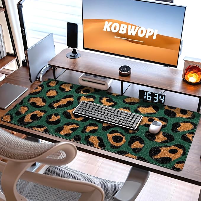 35.4 x 15.7 in, XXL Large Mouse Pad for Desk, Extended Keyboard Mouse Mat for Computer Office, Big Mouse pad with Stitched Edges, Gaming Pc-Green Leopard