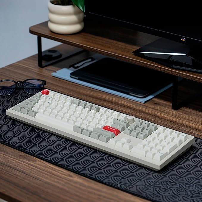 Keychron V6 Max Wireless Custom Mechanical Keyboard, 2.4 GHz Bluetooth 5.1 QMK Full-Size Layout with Hot-swappable Gateron Red Switch RGB Backlight Compatible with Mac Windows Linux