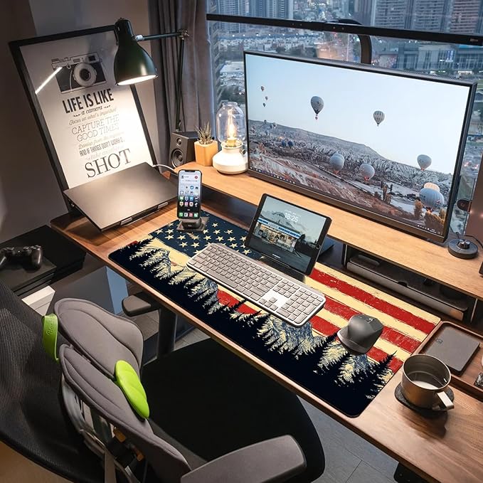 Extended Gaming Mouse Pad, Large Mouse Mat 3 mm Nature Rubber Base Mousepad with Stitched Edges, Non-Slip Desk Mat for Office Home Great Gift 31.5x11.8 Inch (USA Flag 3)
