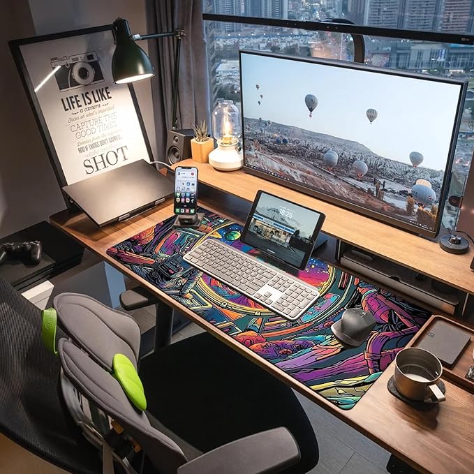 Extended Gaming Mouse Pad, Large Mouse Mat 3 mm Nature Rubber Base Mousepad with Stitched Edges, Non-Slip Desk Mat for Office Home Great Gift 31.5x11.8 Inch (Astronaut 3)
