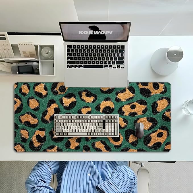 35.4 x 15.7 in, XXL Large Mouse Pad for Desk, Extended Keyboard Mouse Mat for Computer Office, Big Mouse pad with Stitched Edges, Gaming Pc-Green Leopard